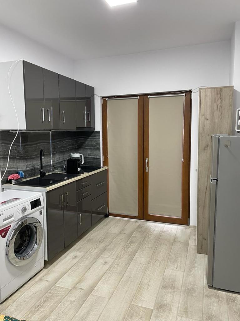 Studio Suceava Luaran gambar